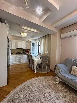 Satılır 3 otaqlı yeni tikili 90 m²