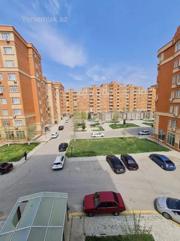 Satılır 2 otaqlı yeni tikili 60 m²