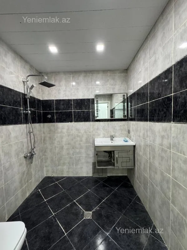 Satılır 2 otaqlı yeni tikili 60 m²