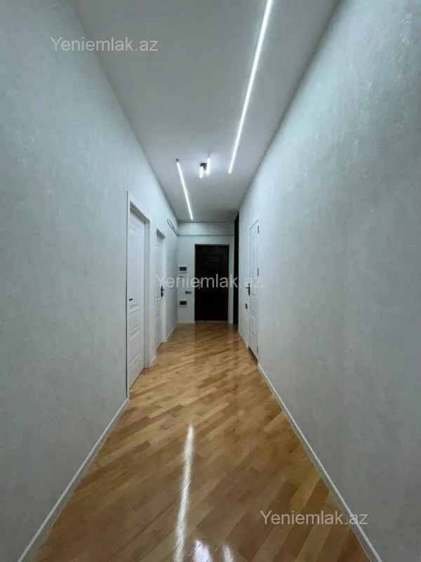 Satılır 2 otaqlı yeni tikili 60 m²