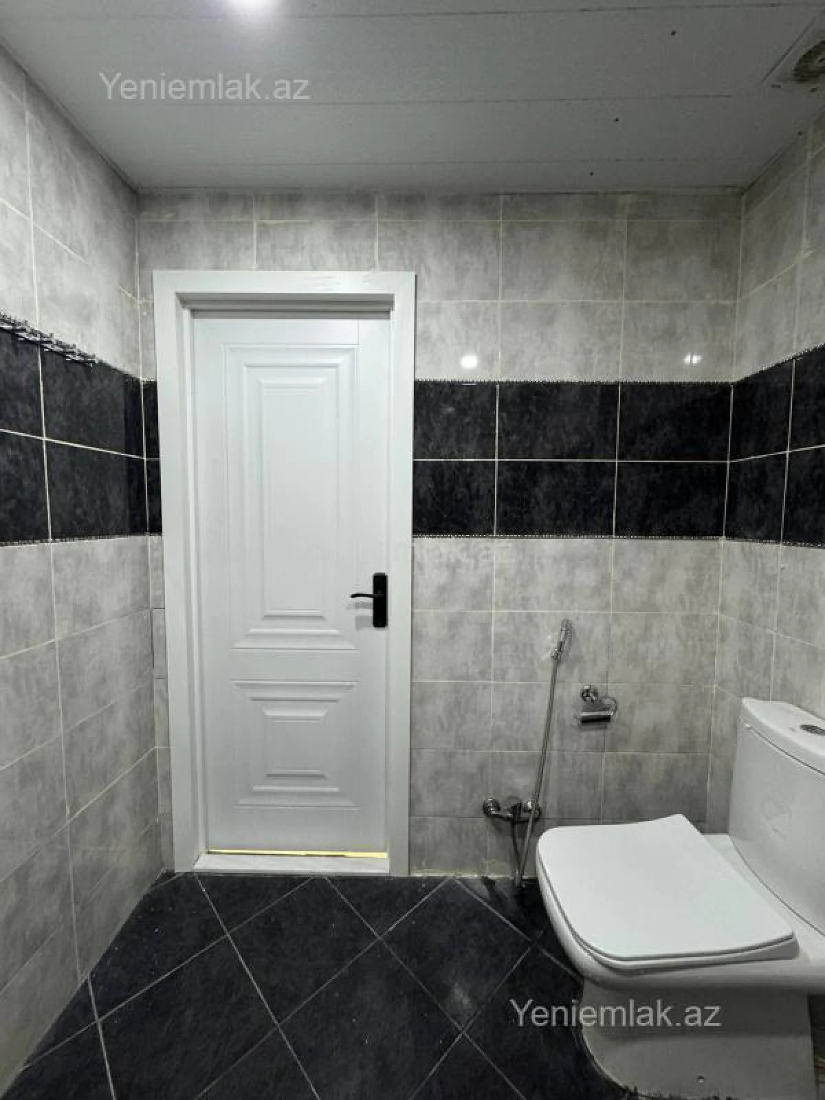 Satılır 2 otaqlı yeni tikili 60 m²