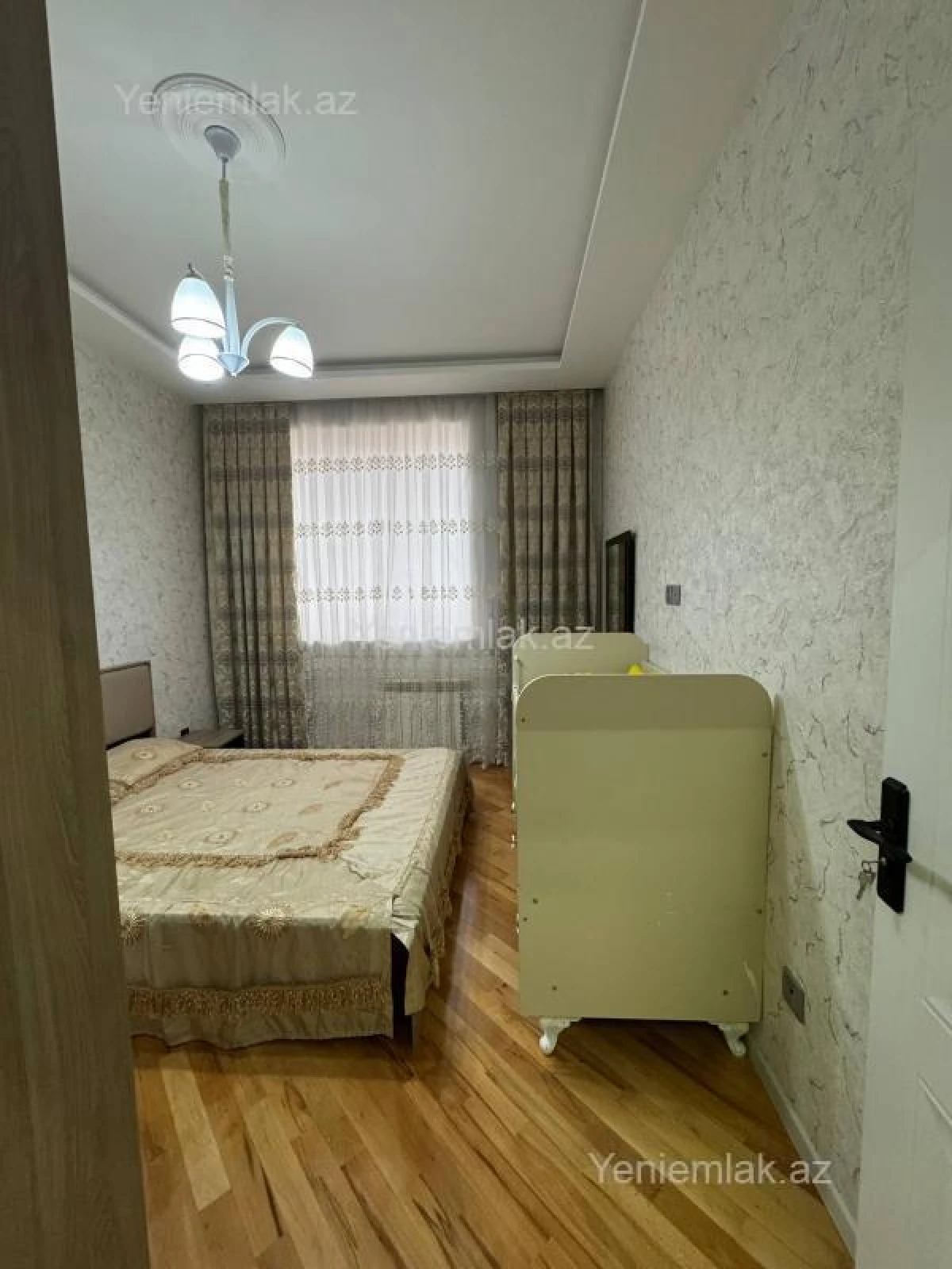 Satılır 2 otaqlı yeni tikili 60 m²