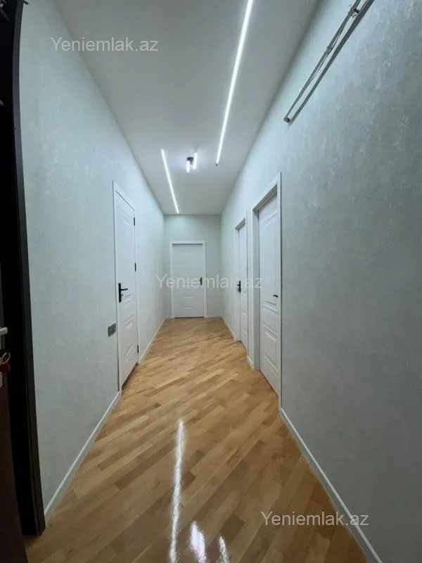 Satılır 2 otaqlı yeni tikili 60 m²