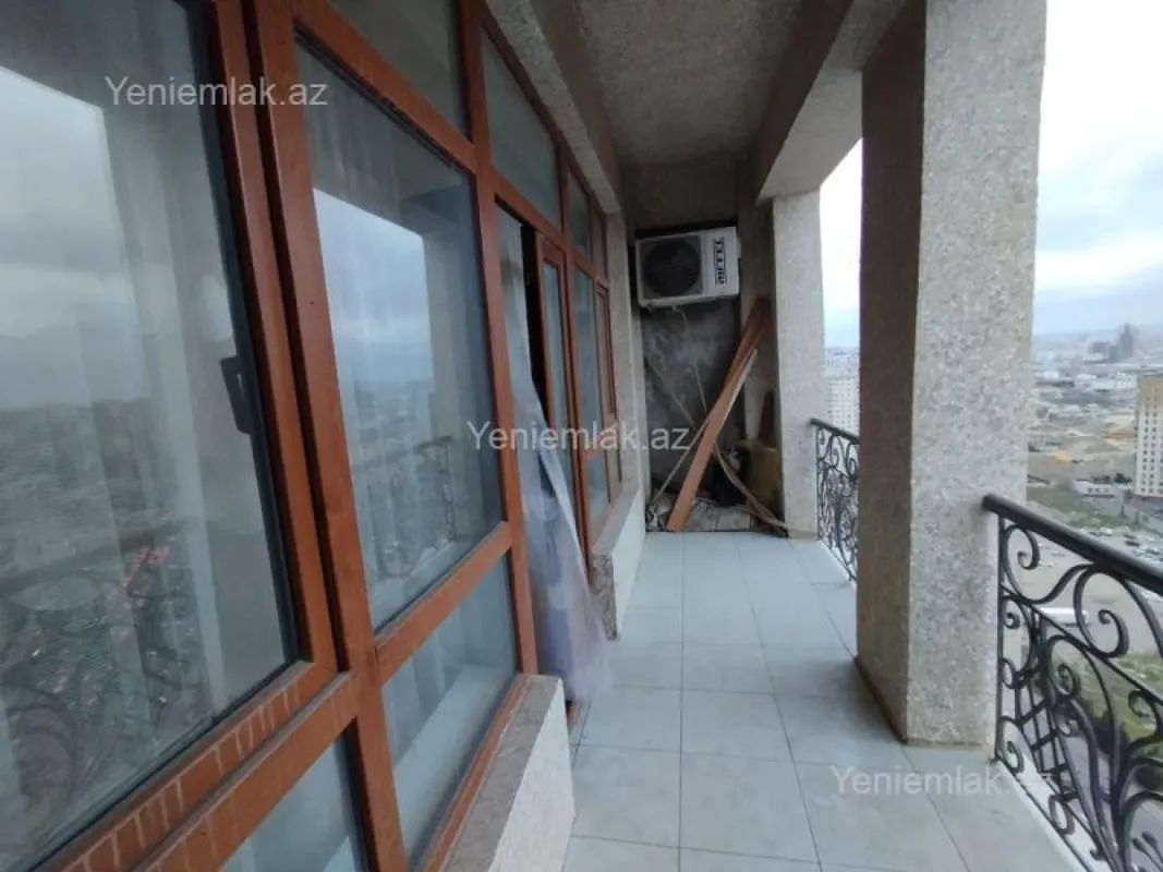 Satılır 2 otaqlı yeni tikili 140 m²