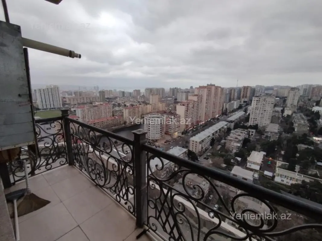 Satılır 2 otaqlı yeni tikili 140 m²