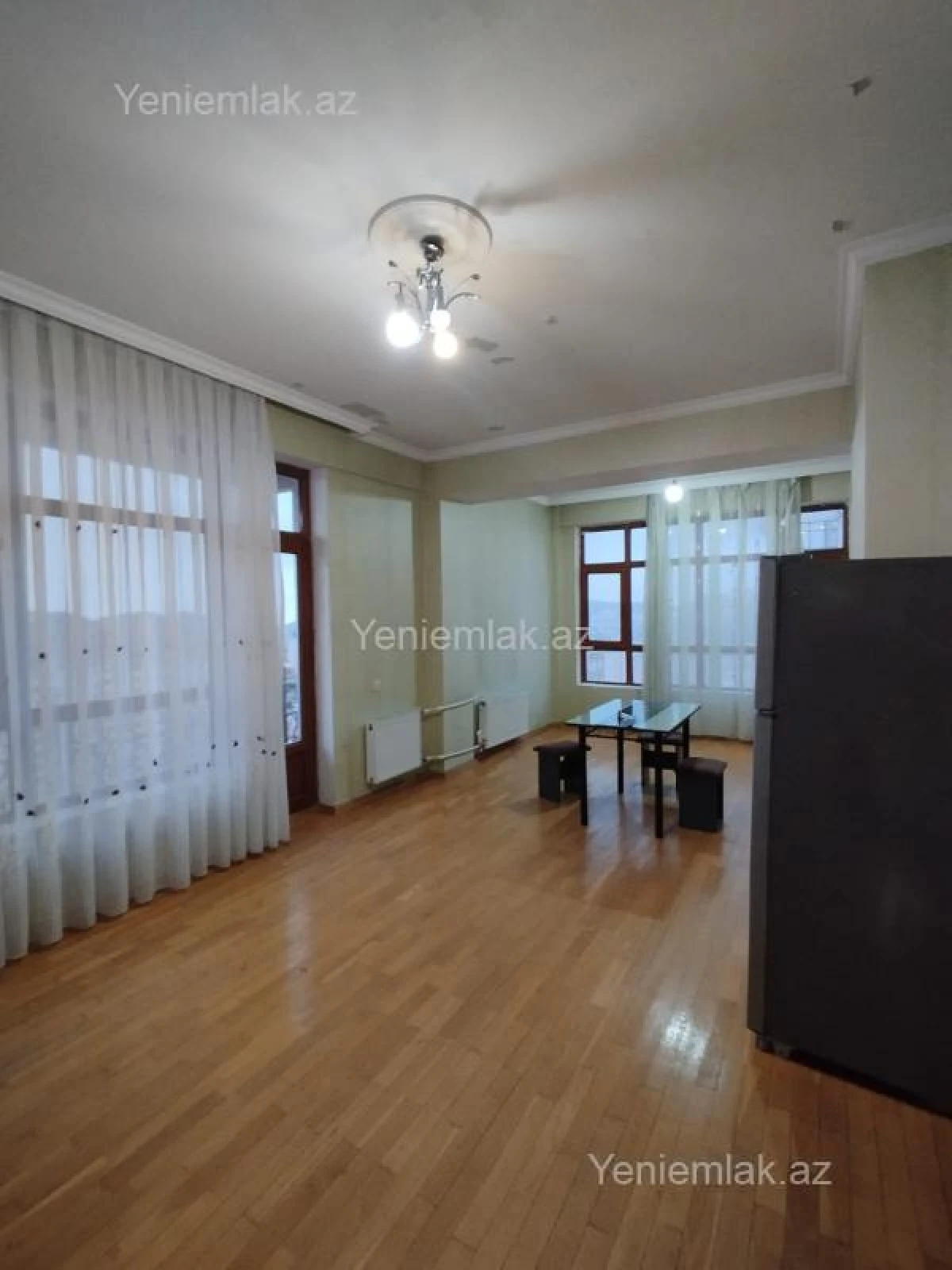 Satılır 2 otaqlı yeni tikili 140 m²