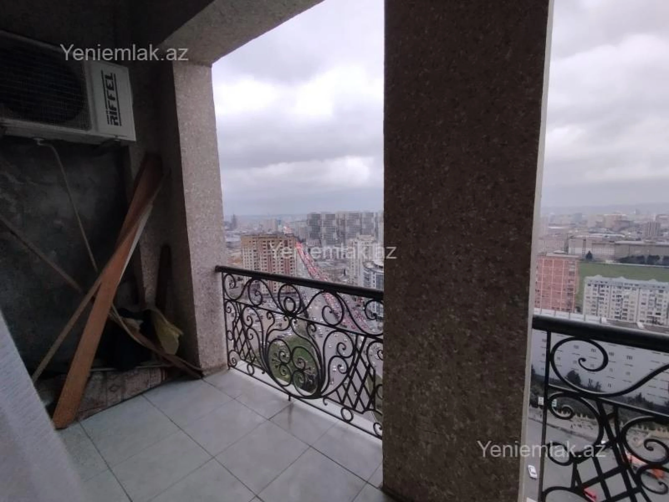 Satılır 2 otaqlı yeni tikili 140 m²