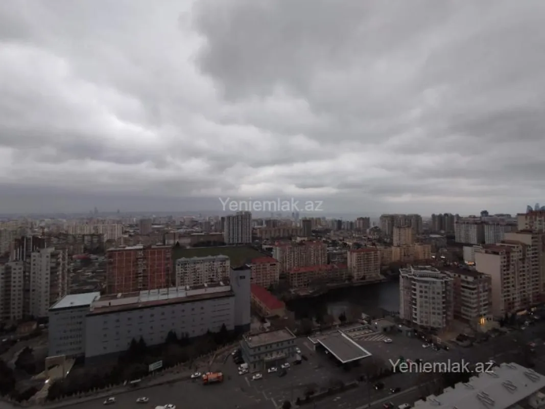 Satılır 2 otaqlı yeni tikili 140 m²