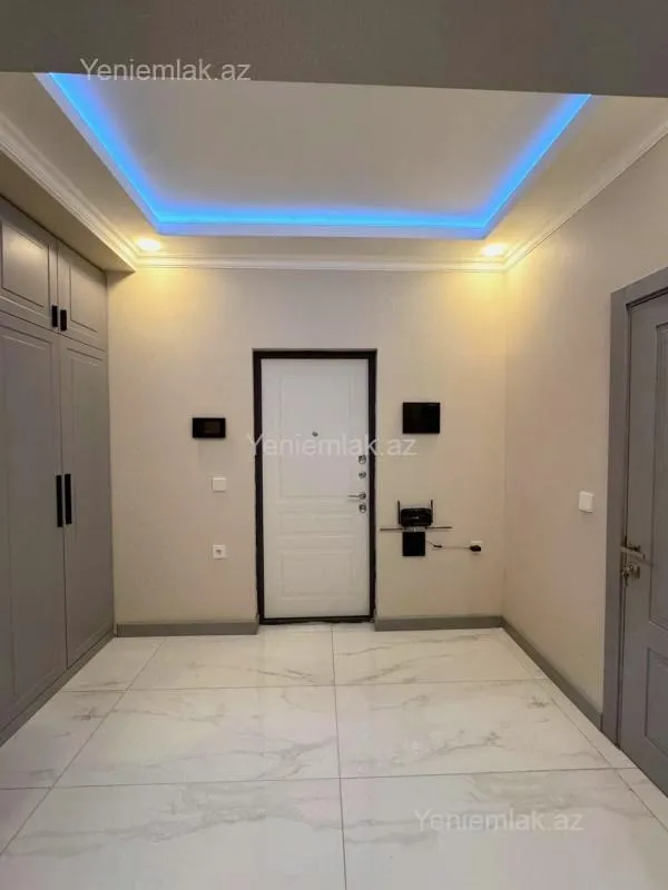 Satılır 2 otaqlı yeni tikili 65 m²