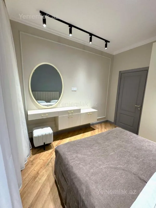 Satılır 2 otaqlı yeni tikili 65 m²