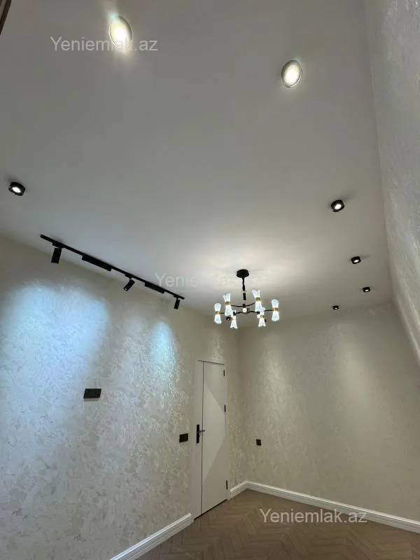 Satılır 3 otaqlı yeni tikili 55 m²