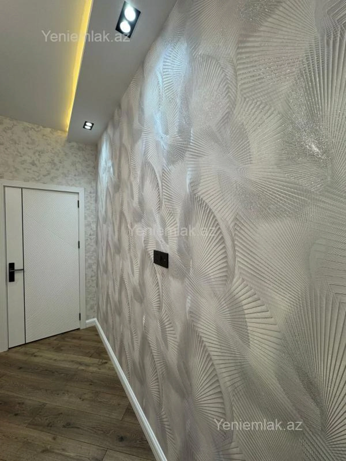 Satılır 3 otaqlı yeni tikili 55 m²