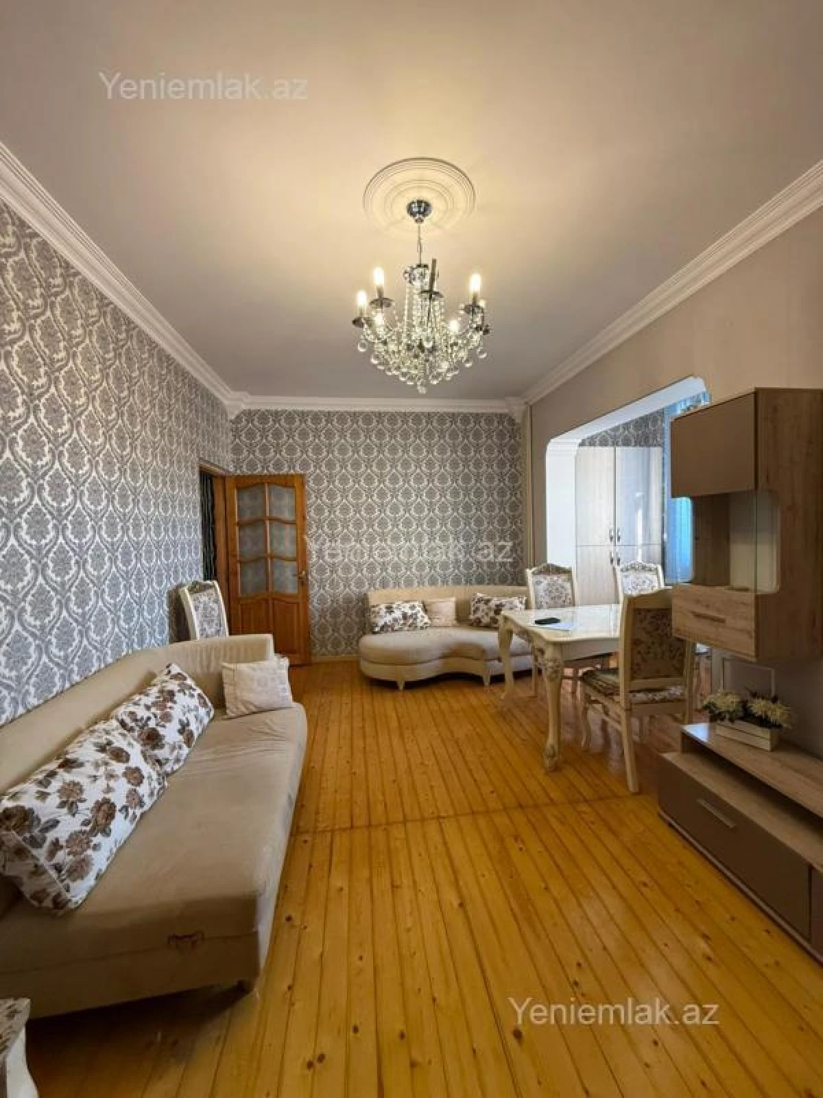 Satılır 1 otaqlı köhnə tikili 50 m²