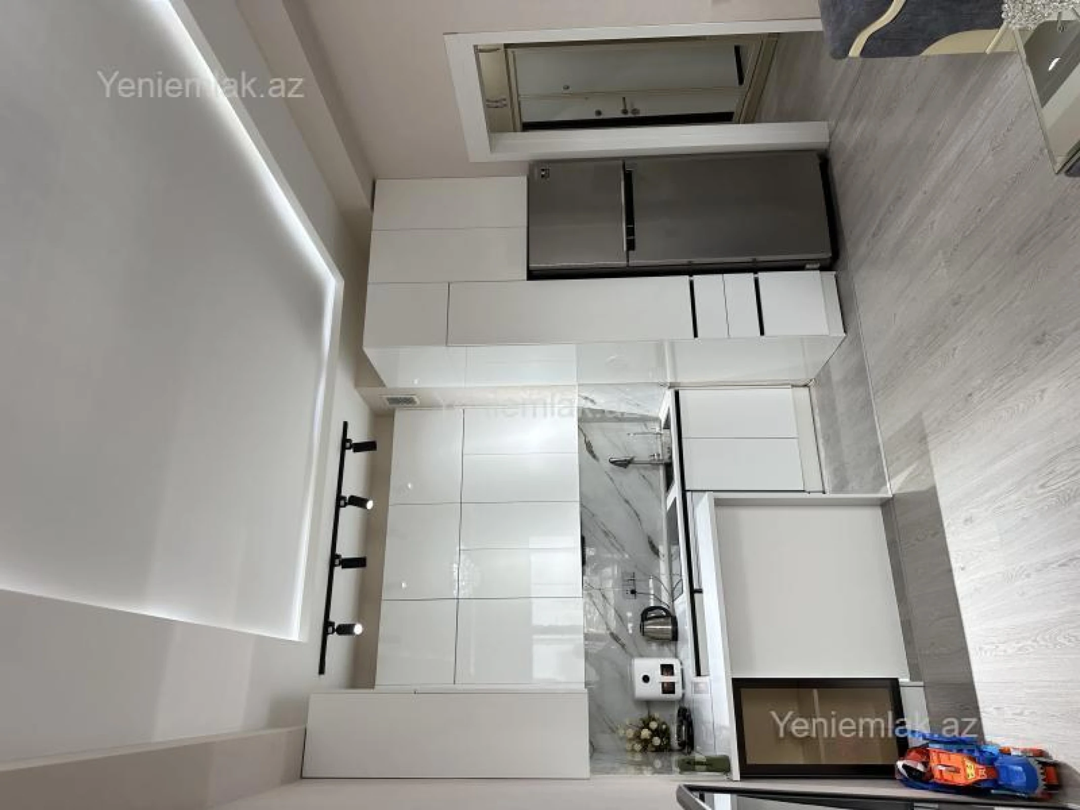 Satılır 2 otaqlı yeni tikili 72.1 m²