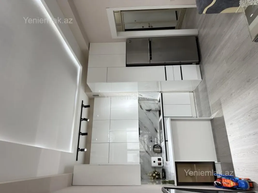 Satılır 2 otaqlı yeni tikili 72.1 m²