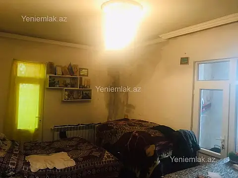 Satılır 2 otaqlı köhnə tikili 50 m²