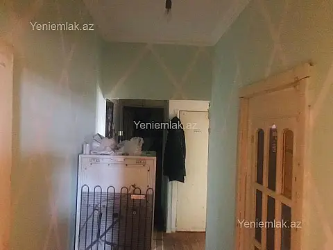 Satılır 2 otaqlı köhnə tikili 50 m²