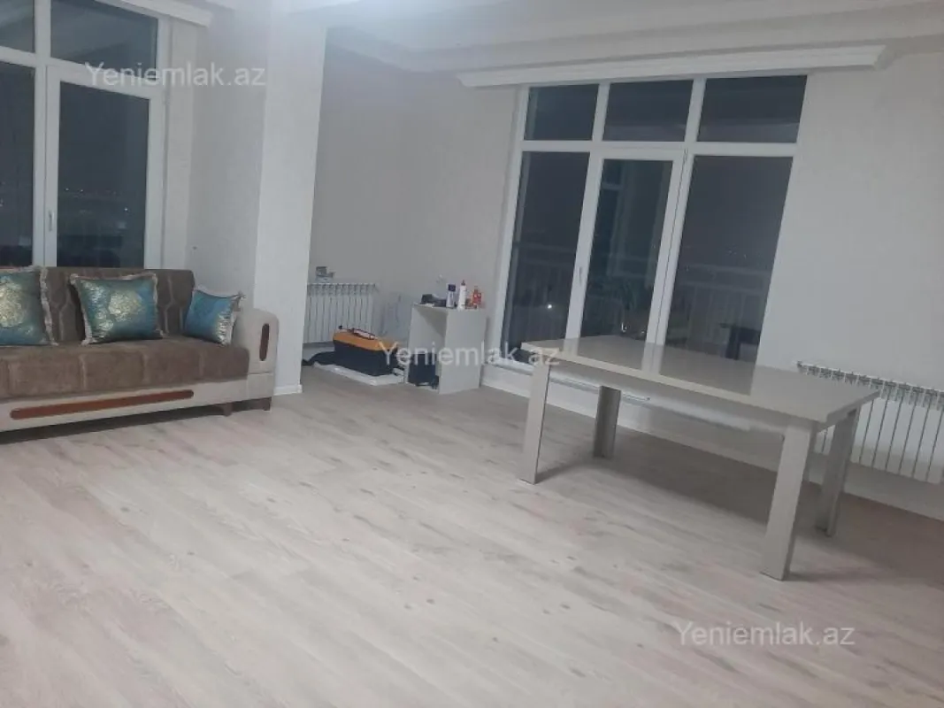 Satılır 2 otaqlı yeni tikili 93 m²