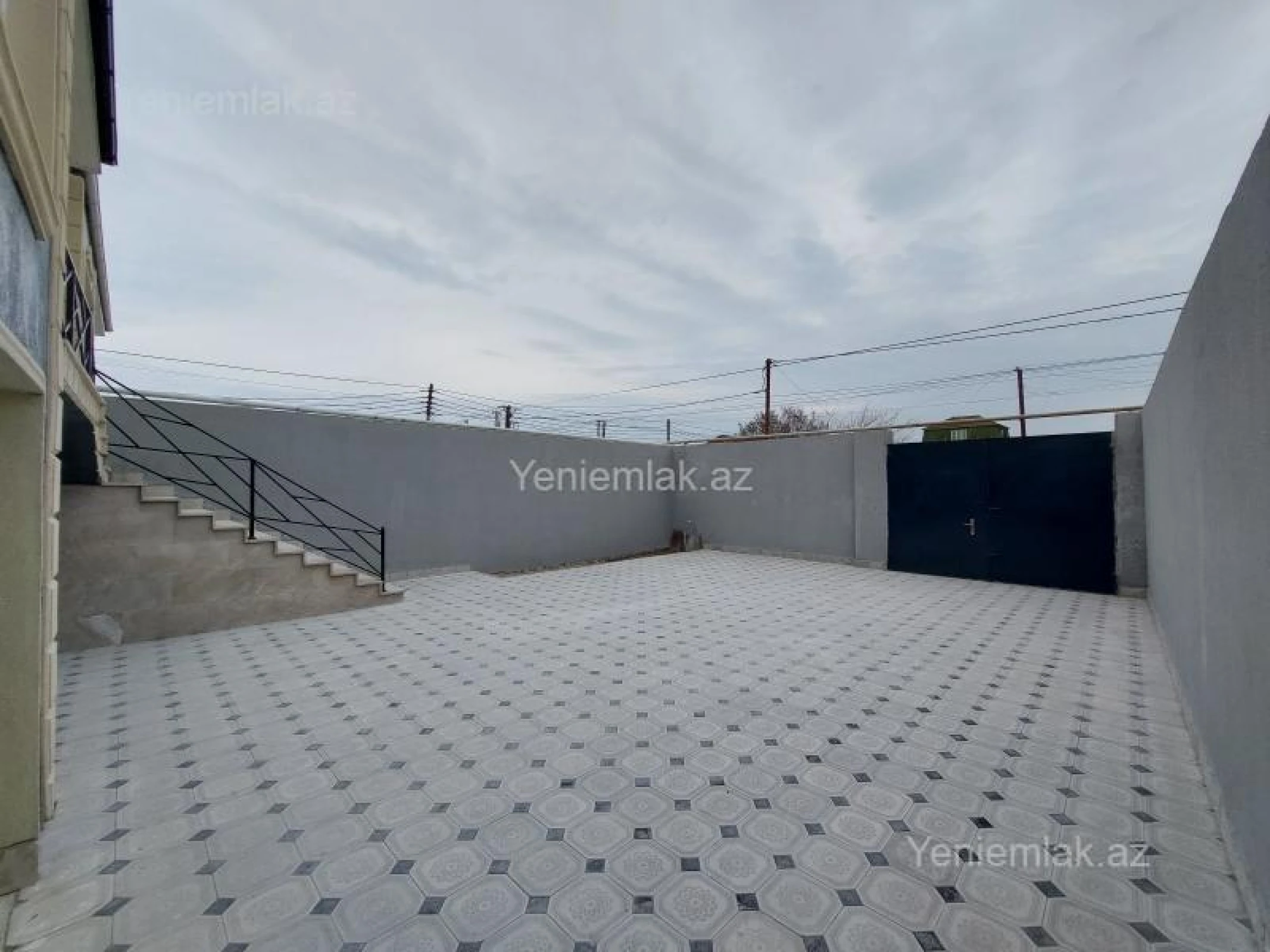 Satılır 4 otaqlı həyət evi 146 m²