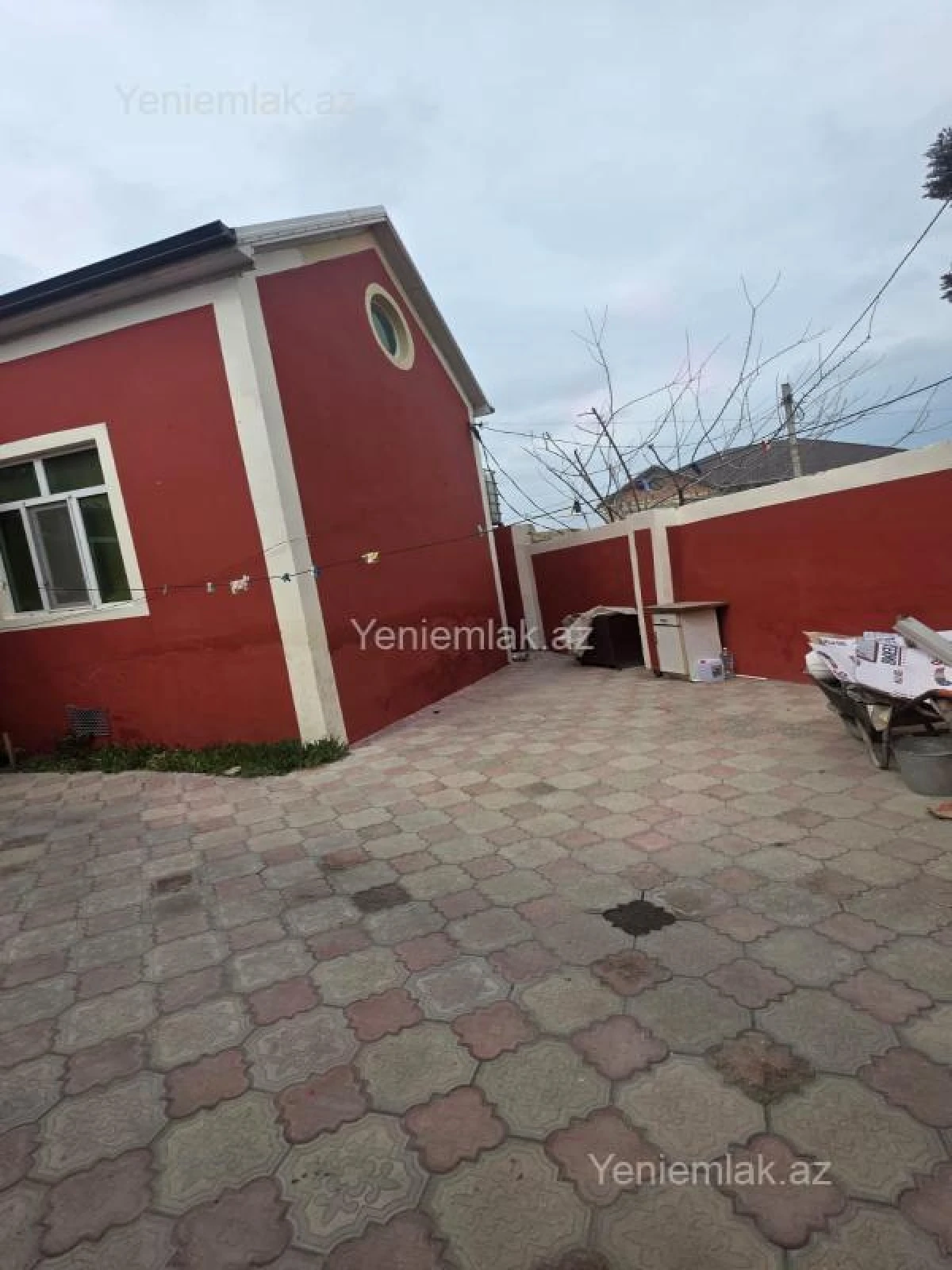 Satılır 4 otaqlı həyət evi 100 m²