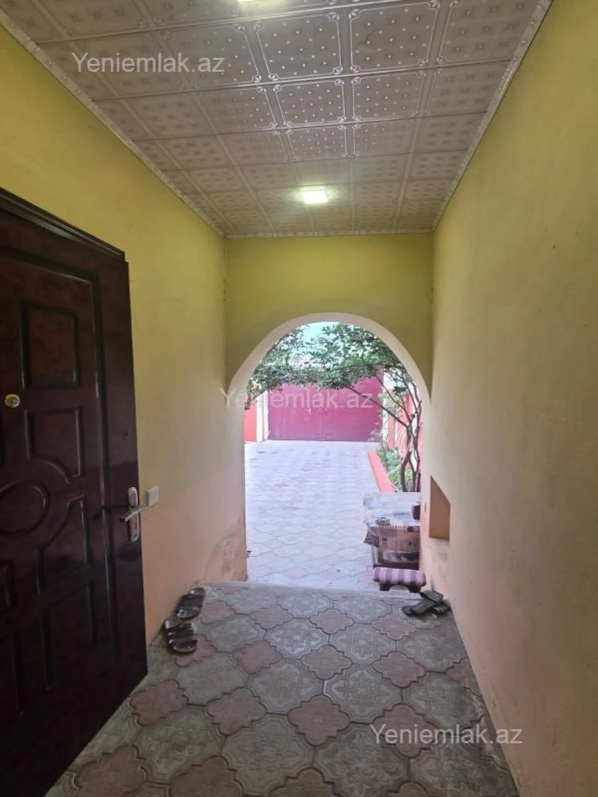 Satılır 4 otaqlı həyət evi 100 m²