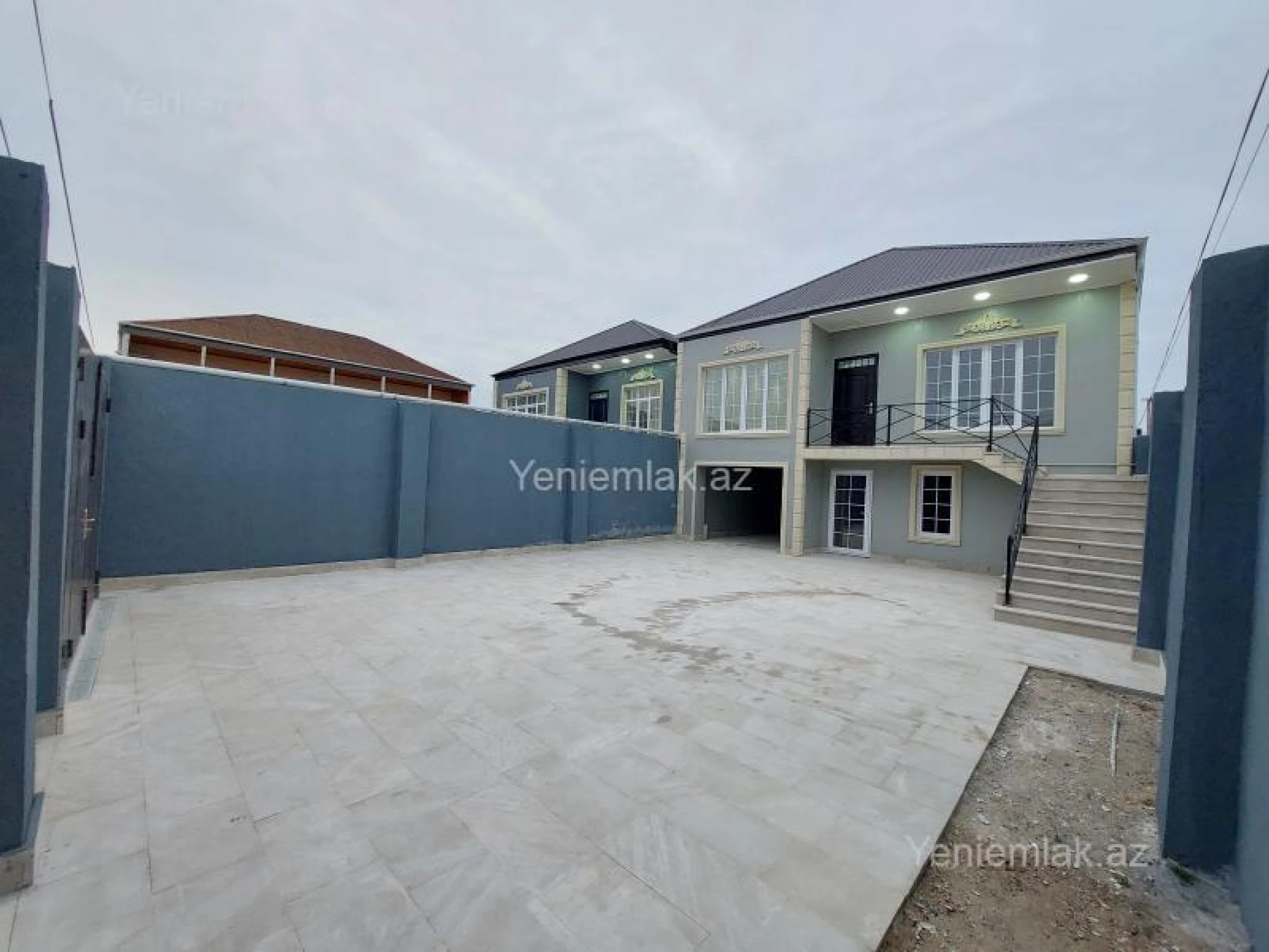 Satılır 4 otaqlı həyət evi 147 m²