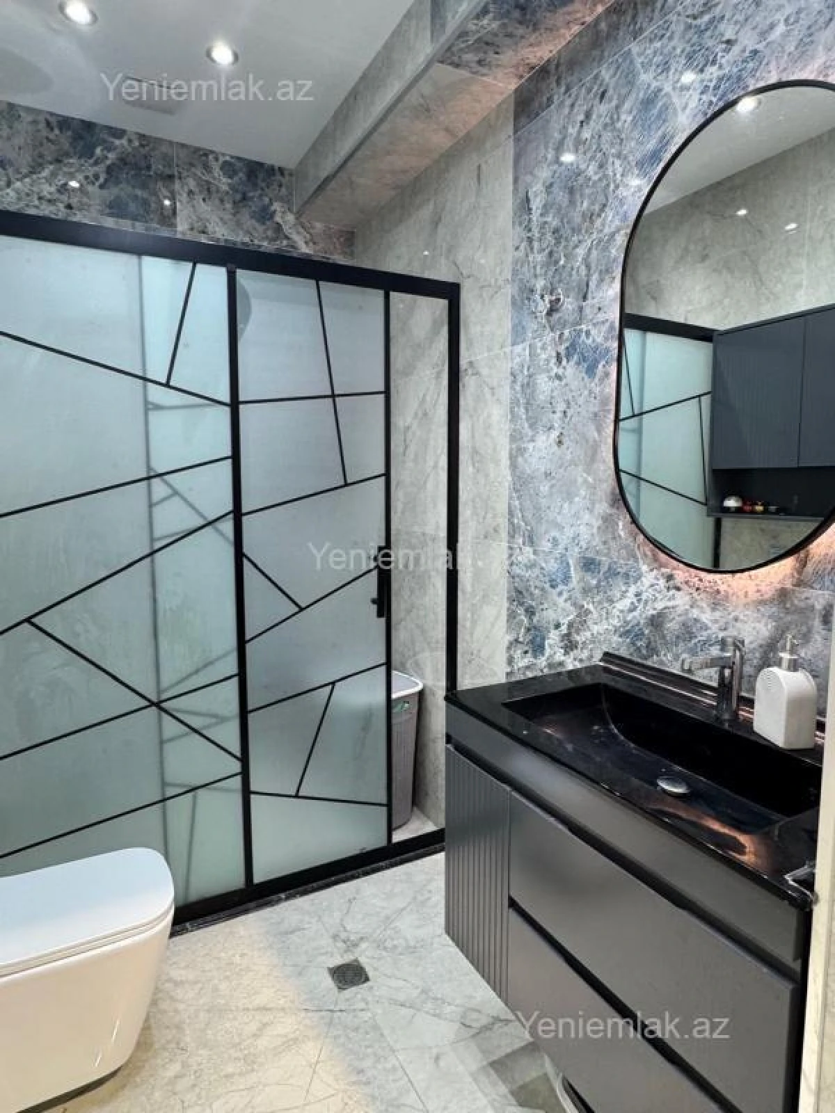 Satılır 3 otaqlı yeni tikili 65 m²