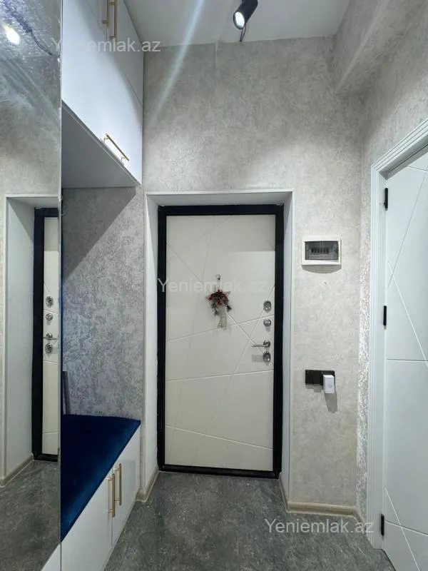 Satılır 3 otaqlı yeni tikili 65 m²