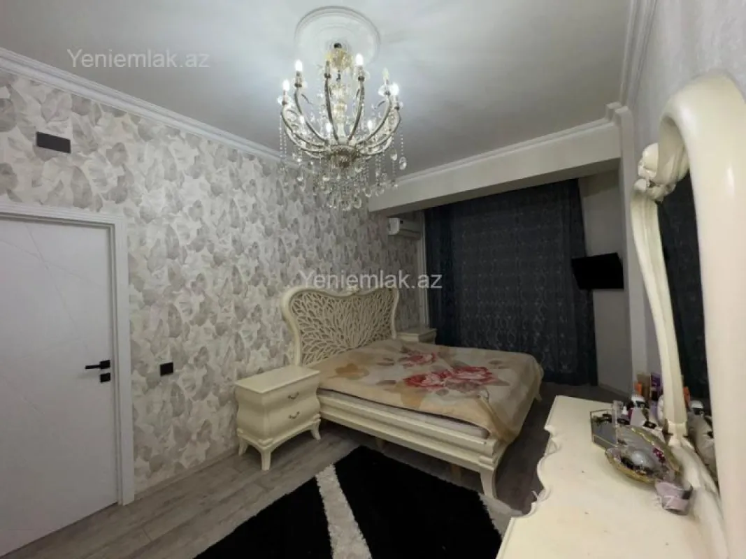 Satılır 3 otaqlı yeni tikili 65 m²