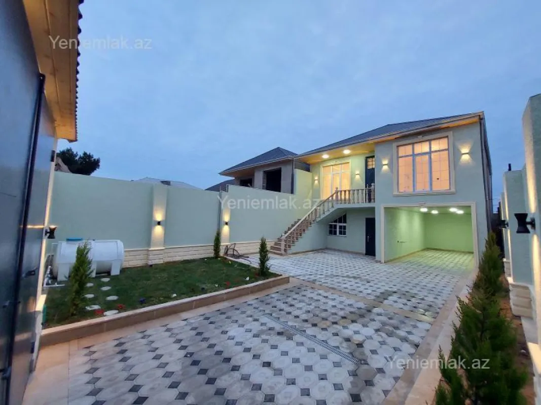 Satılır 4 otaqlı həyət evi 145 m²