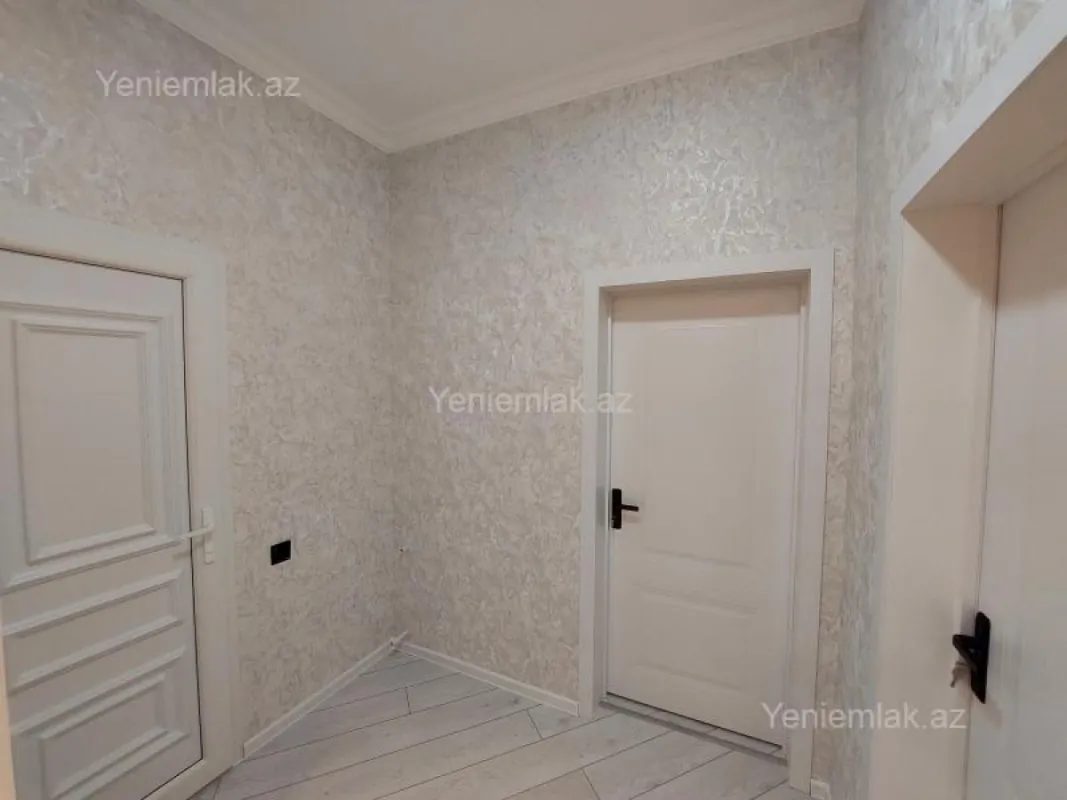 Satılır 4 otaqlı həyət evi 145 m²