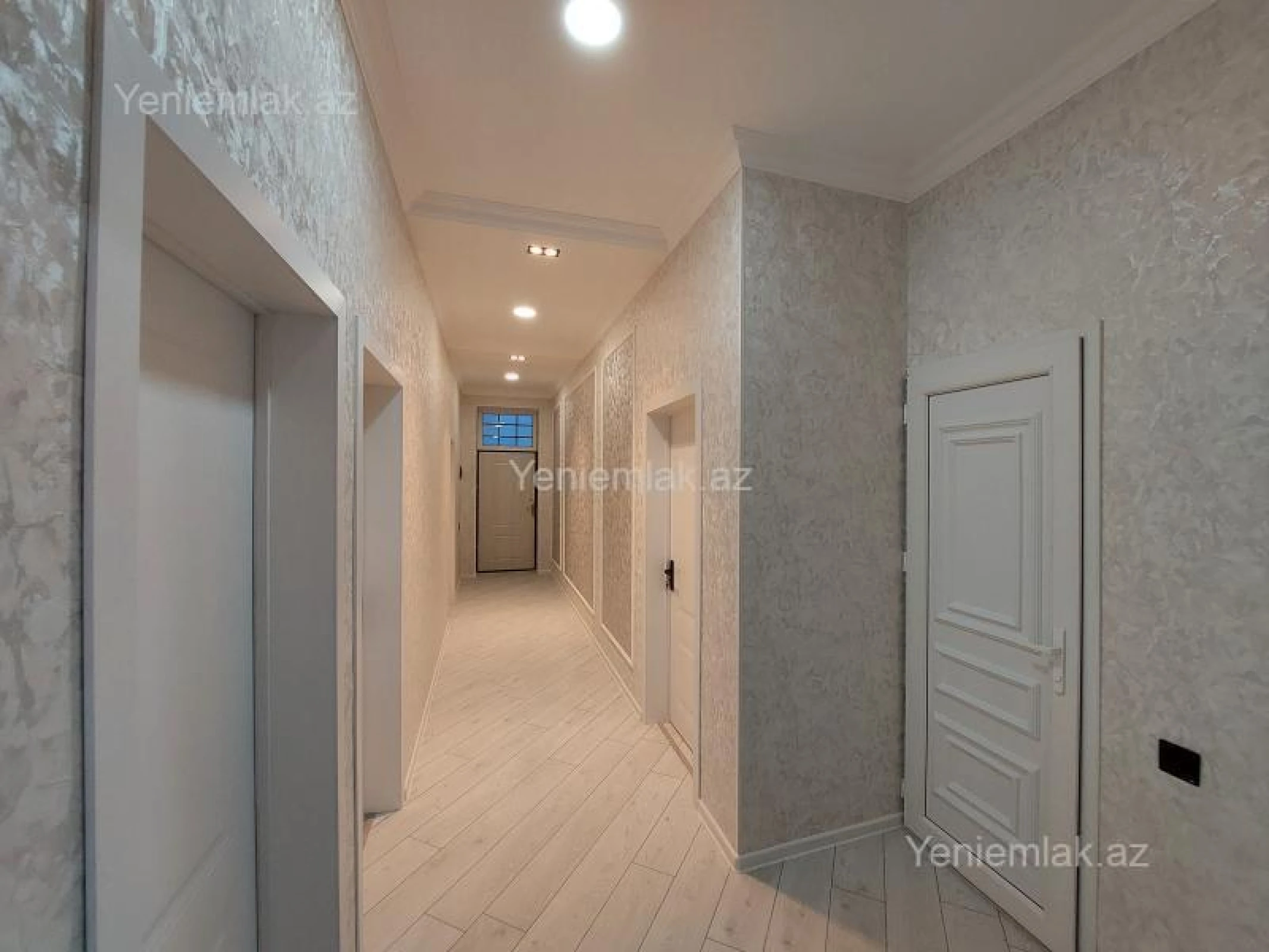 Satılır 4 otaqlı həyət evi 145 m²