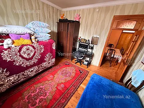 Satılır 3 otaqlı həyət evi 100 m²