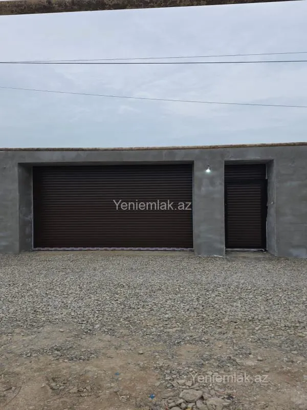 Satılır 4 otaqlı həyət evi