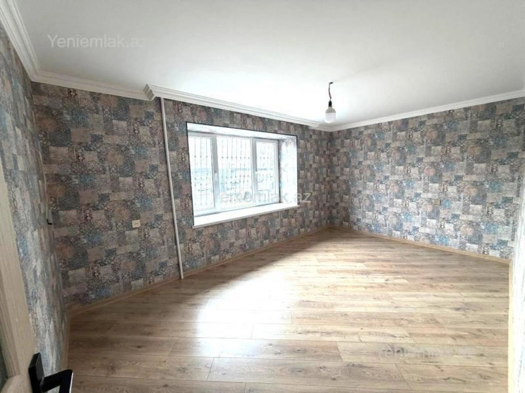 Satılır 3 otaqlı köhnə tikili 70 m²
