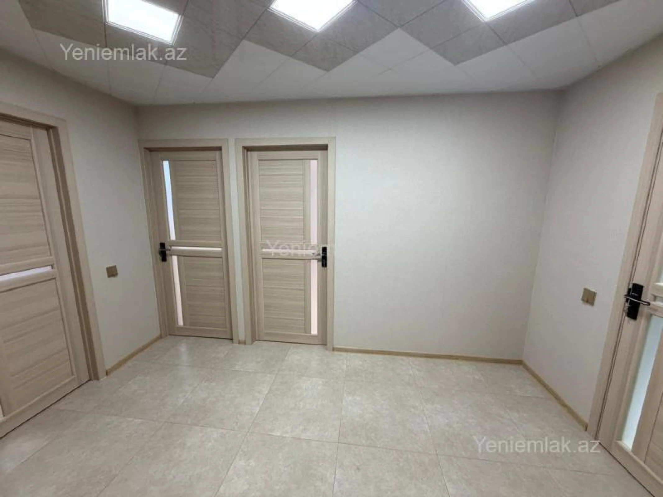 Satılır 3 otaqlı köhnə tikili 70 m²