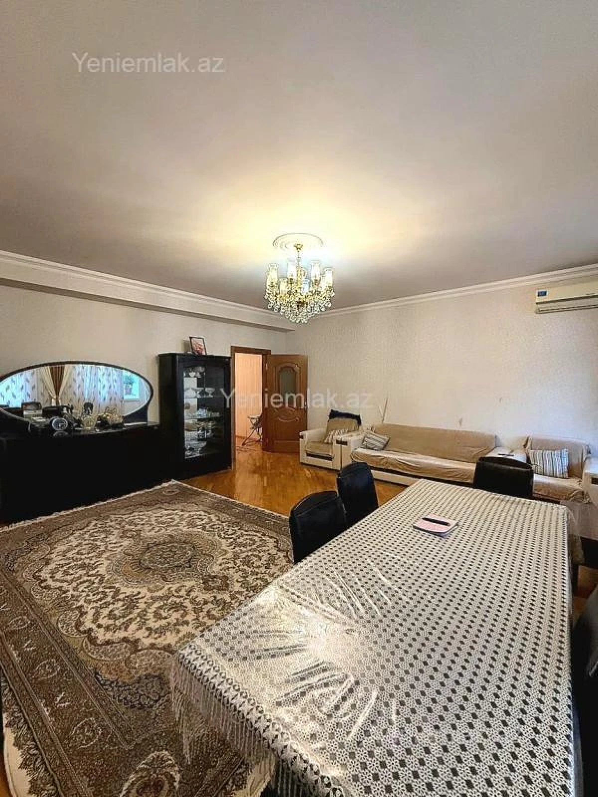 Satılır 3 otaqlı yeni tikili 140 m²