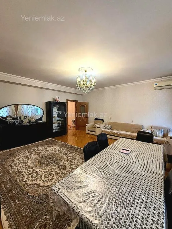 Satılır 3 otaqlı yeni tikili 140 m²