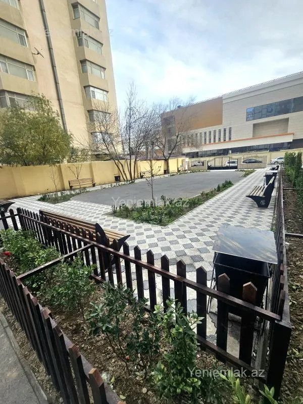 Satılır 3 otaqlı yeni tikili 140 m²