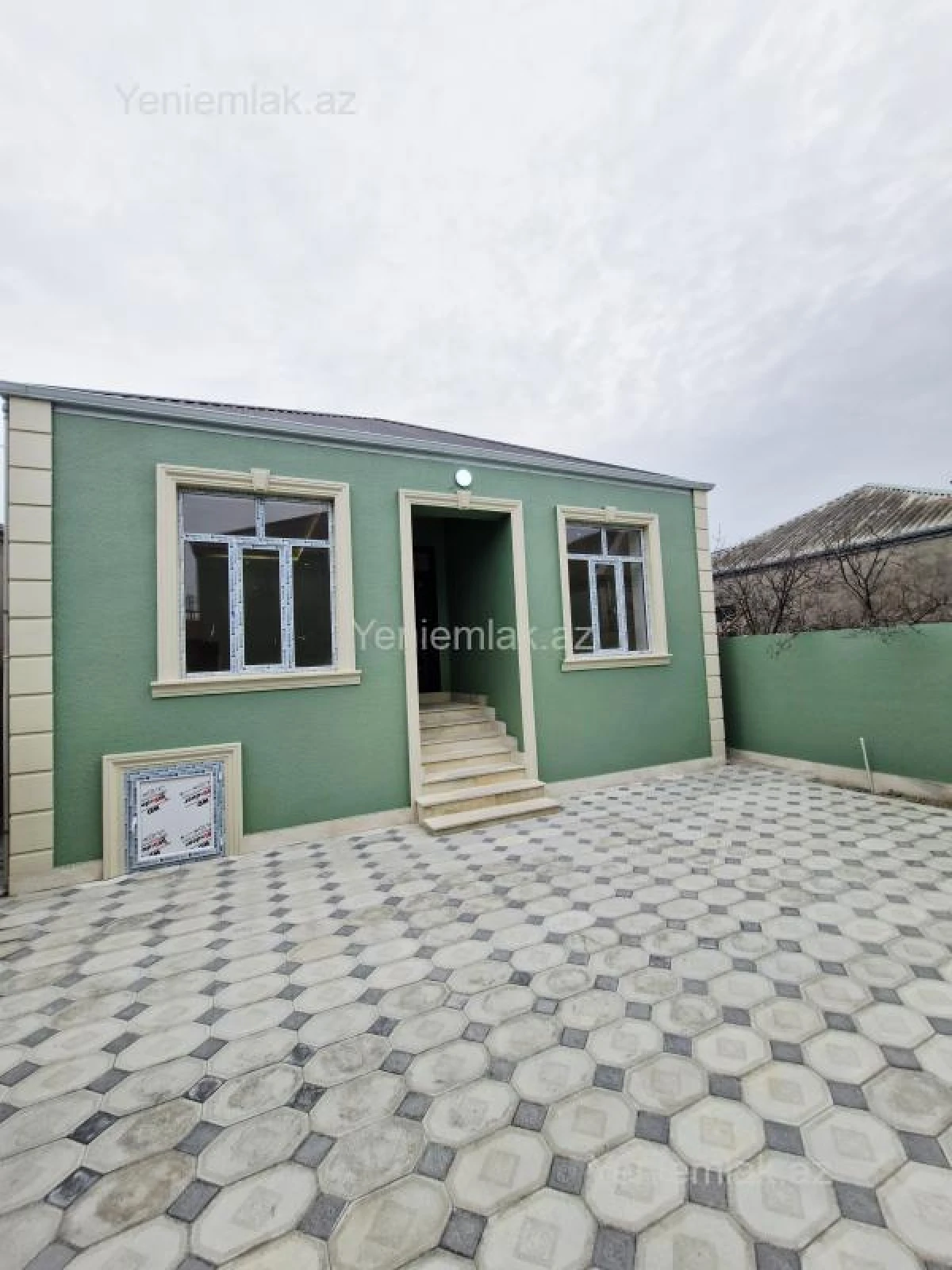 Satılır 4 otaqlı həyət evi 110 m²