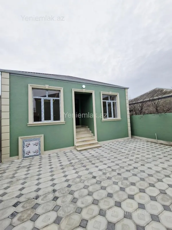 Satılır 4 otaqlı həyət evi 110 m²