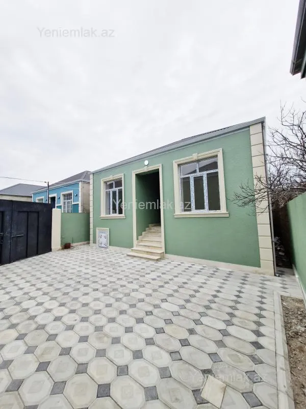 Satılır 4 otaqlı həyət evi 110 m²