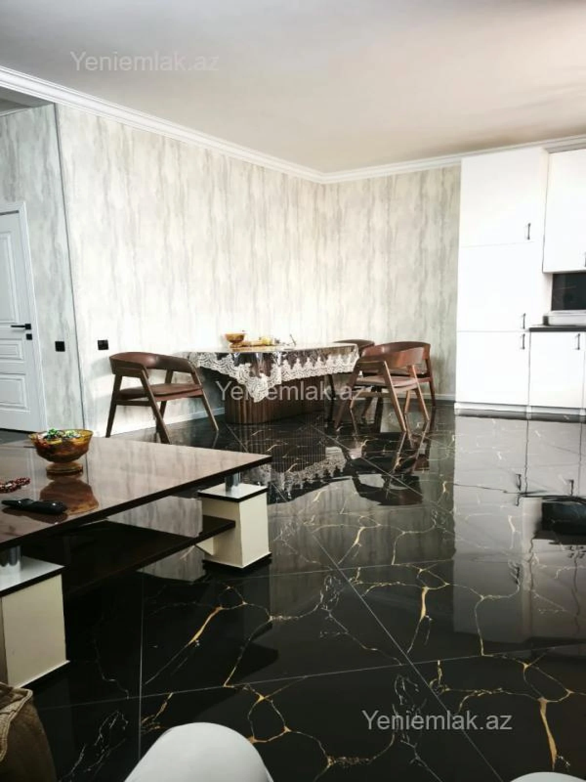Satılır 2 otaqlı həyət evi 67 m²