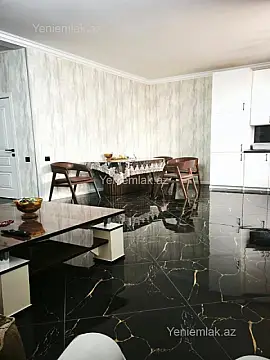 Satılır 2 otaqlı həyət evi 67 m²