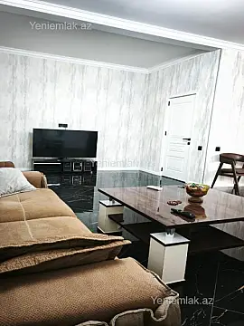 Satılır 2 otaqlı həyət evi 67 m²