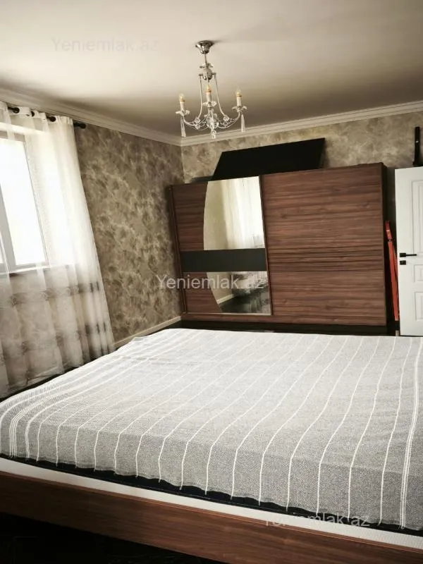 Satılır 2 otaqlı həyət evi 67 m²