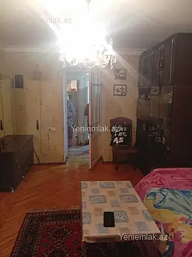 Satılır 3 otaqlı köhnə tikili 75 m²