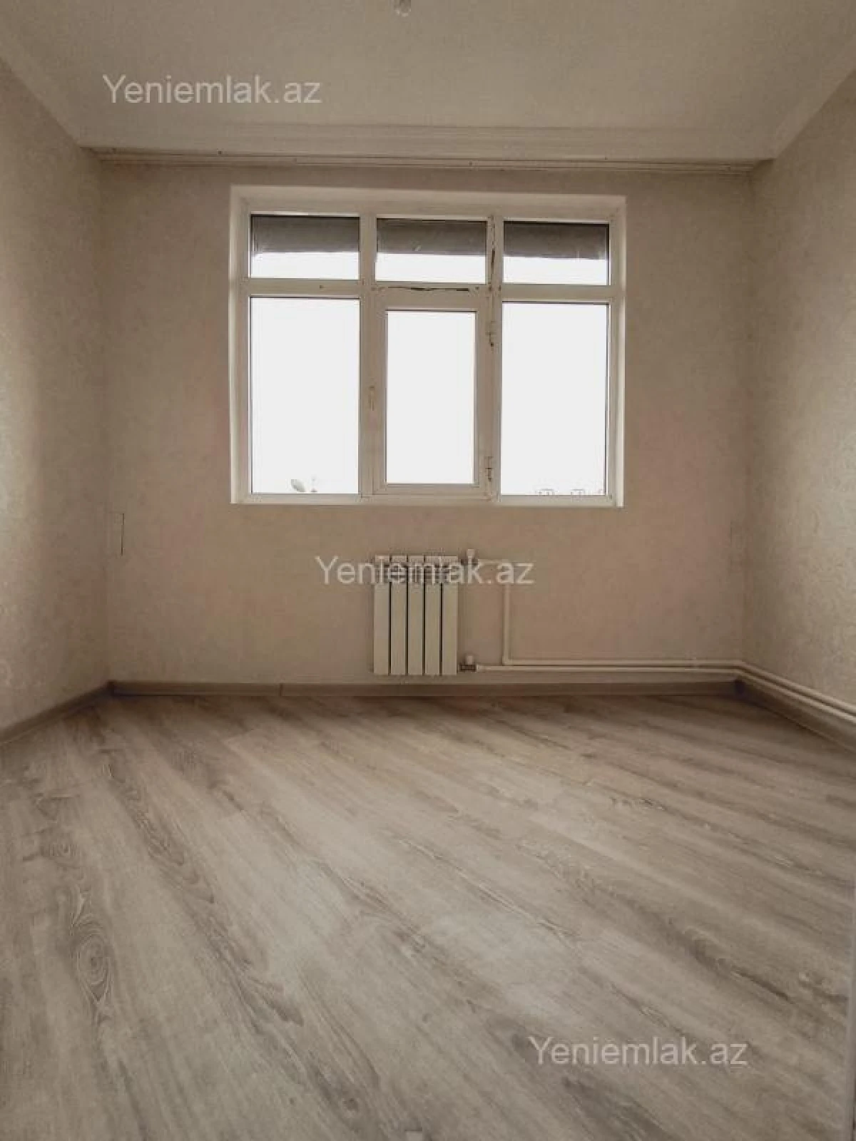 Satılır 1 otaqlı köhnə tikili 36 m²