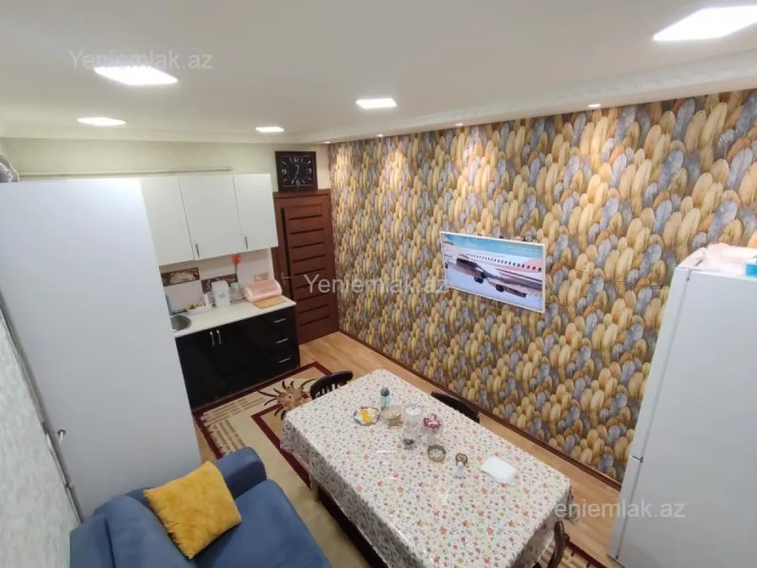 Satılır 3 otaqlı köhnə tikili 60 m²