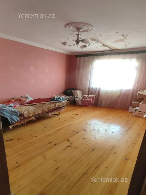 Satılır 3 otaqlı həyət evi 100 m²